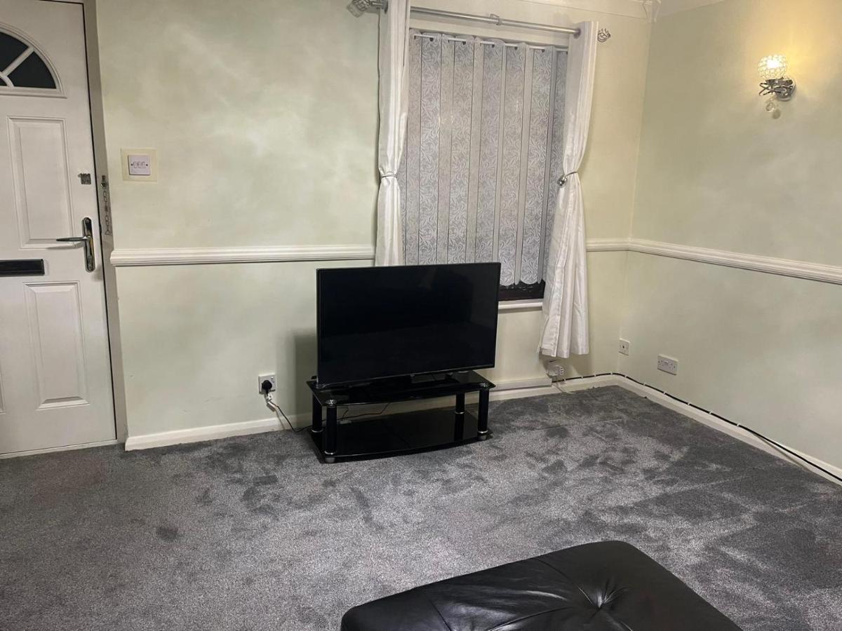 NorwoodLondon 1 Bed Cosy Houseアパートメント エクステリア 写真