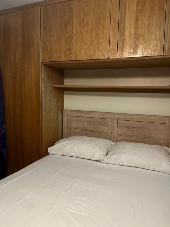 NorwoodLondon 1 Bed Cosy Houseアパートメント エクステリア 写真